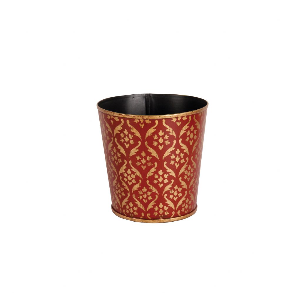 red planter